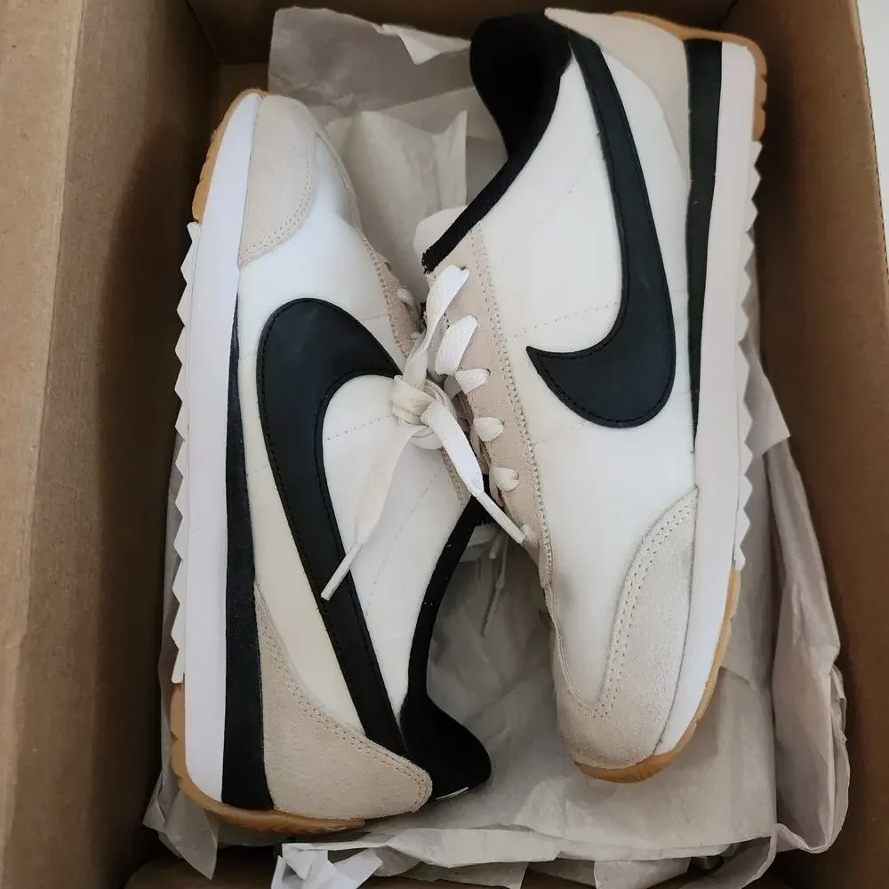 Nike Women's Pacific Shoes, White/Black-Platinum Tint-Safety Orange, 8.5